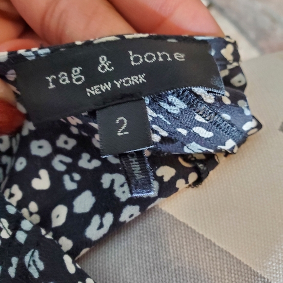 Rag & Bone Floral Silk Top SZ XS - Picture 3 of 7